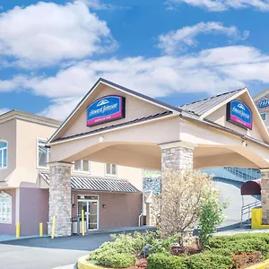 Hotel Howard Johnson By Wyndham North Bergen
